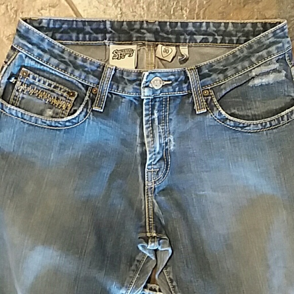 💕Southern Thread* Jeans - Picture 2 of 6